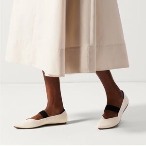 ROTHY'S NWT The Point Mary Jane in Love Bird Size 9 Classic Slip-On Shoes